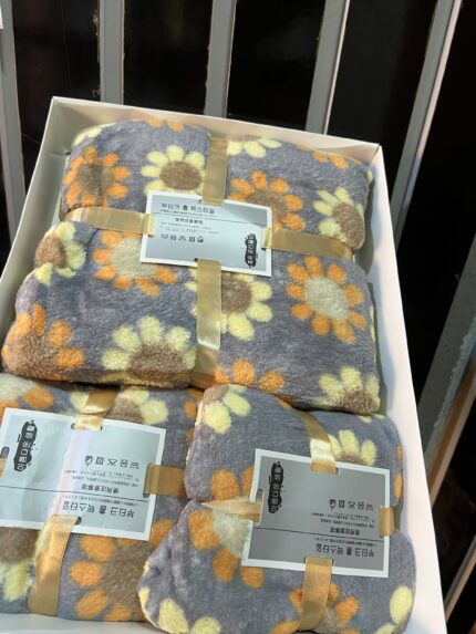 3in1 FLOWERY TOWEL